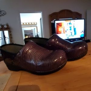 Dansko Clogs Size 40 or 10